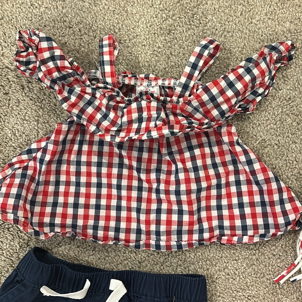 Two 18 month Fourth of July outfits - Picture 5 of 6